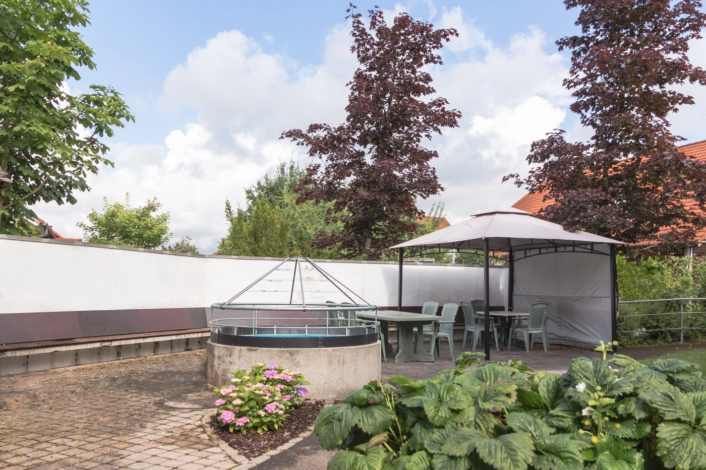 Gartenbereich Seniorenpflegeheim Beimerstetten Gartenbereich Seniorenpflegeheim Beimerstetten